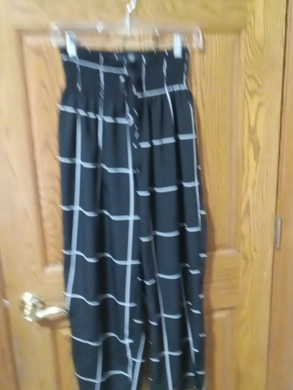 womens pants - Picture 5 of 7
